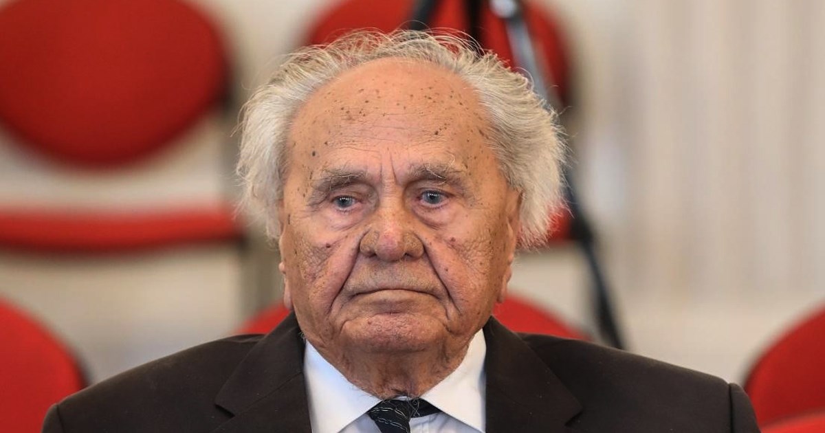 Manolić: Kad dođe red na mene, cijepit ću se