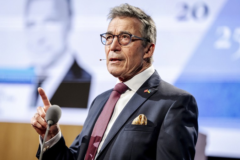 Bivši šef NATO-a: S Trumpom bi trebali razgovarati na isto kako on razgovara s nama