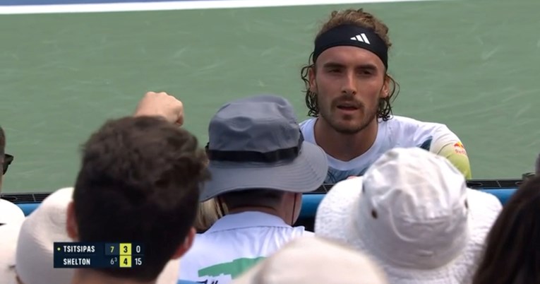 Tsitsipas mislio da ga napada pčela pa otkrio što se događa: "Ovo još nisam doživio"