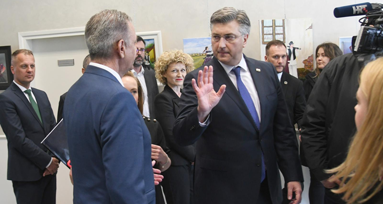 Plenković: Protjerivanja Hrvata iz Srbije više nisu izolirani slučajevi