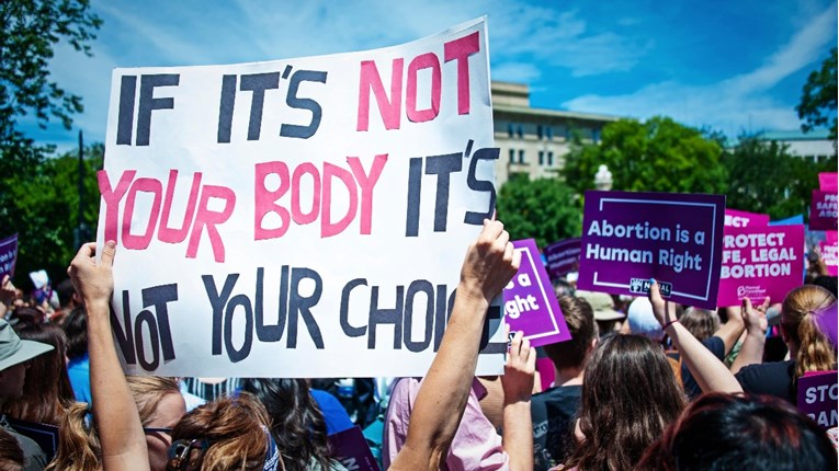 WHO o ukidanju prava na pobačaj u SAD-u: Uzrokovat će probleme i smrt