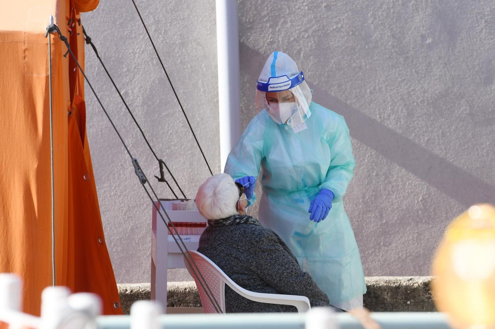 Stigli podaci: Danas imamo 11 novih i 535 aktivnih slučajeva, 8 je umrlih