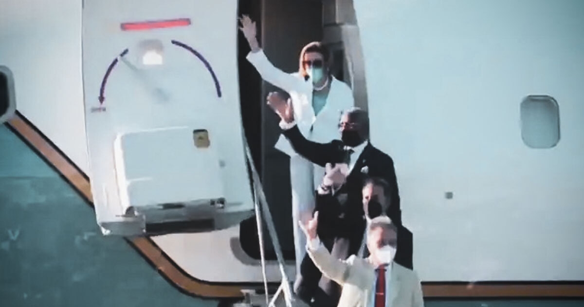 VIDEO Pelosi napustila Tajvan, iza nje ostaje velika napetost