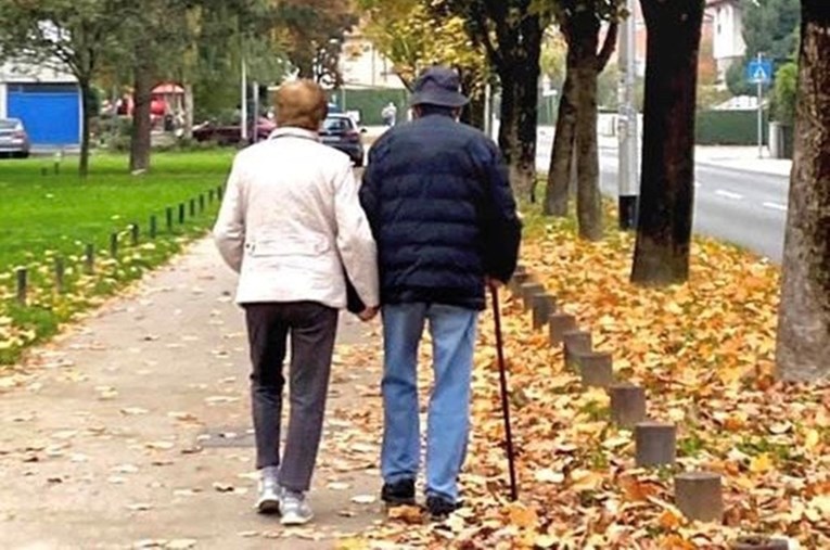 Stariji bračni par privukao pozornost Zagrepčanke: Dugo ih nisam vidjela u šetnji...