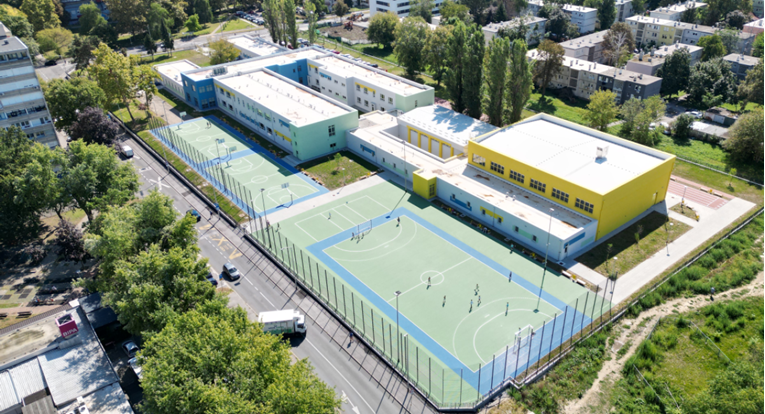 VIDEO Pogledajte kako obnovljena škola na zagrebačkoj Savici izgleda iz zraka