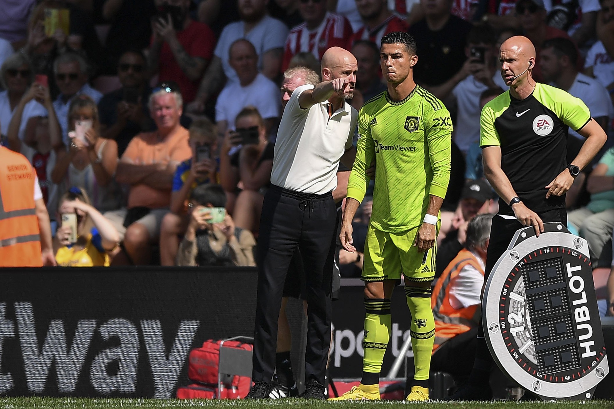 Ten Hag napao Ronalda: U Unitedu nije trčao jer nije bio fizički spreman