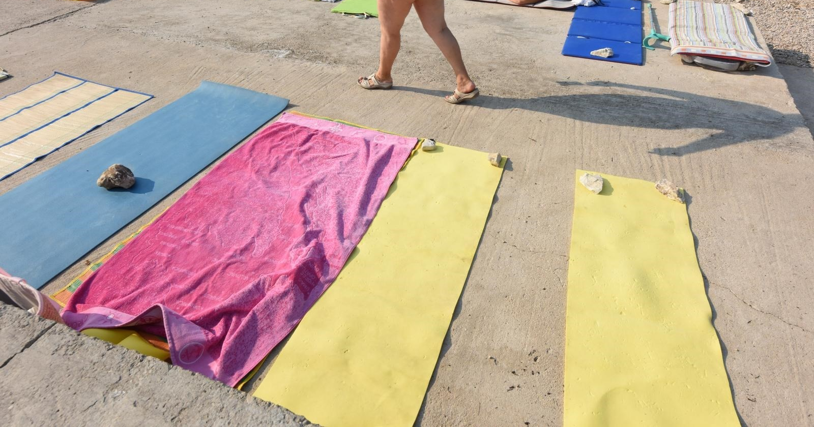 U Tribunju pokupili sve ručnike za rezervaciju plaže: "Uz njih vas čeka i uplatnica"