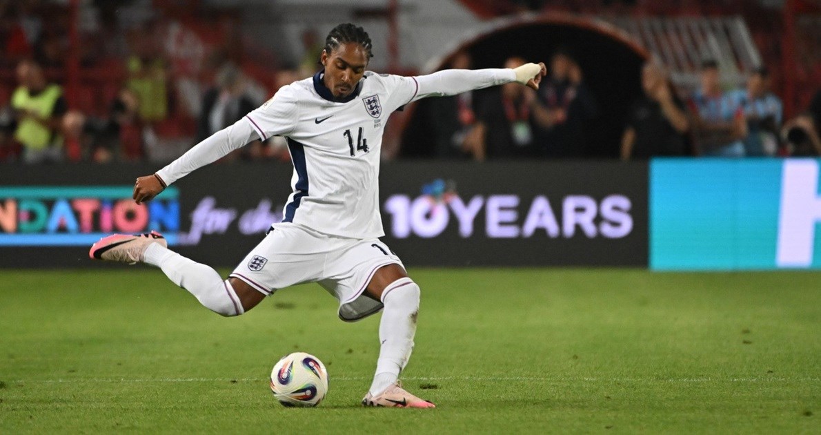 Musliman prvi put zaigrao za englesku reprezentaciju