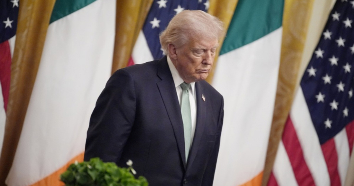 SAD-u zbog napada na medije snižen indeks demokracije