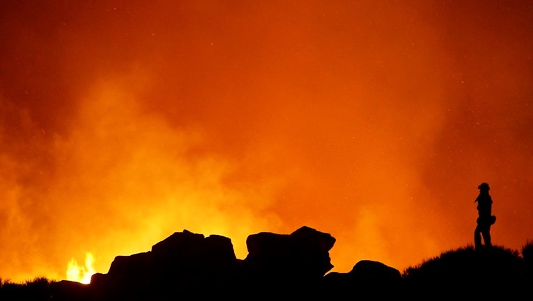 Španjolska policija: Požar na Tenerifeu je podmetnut