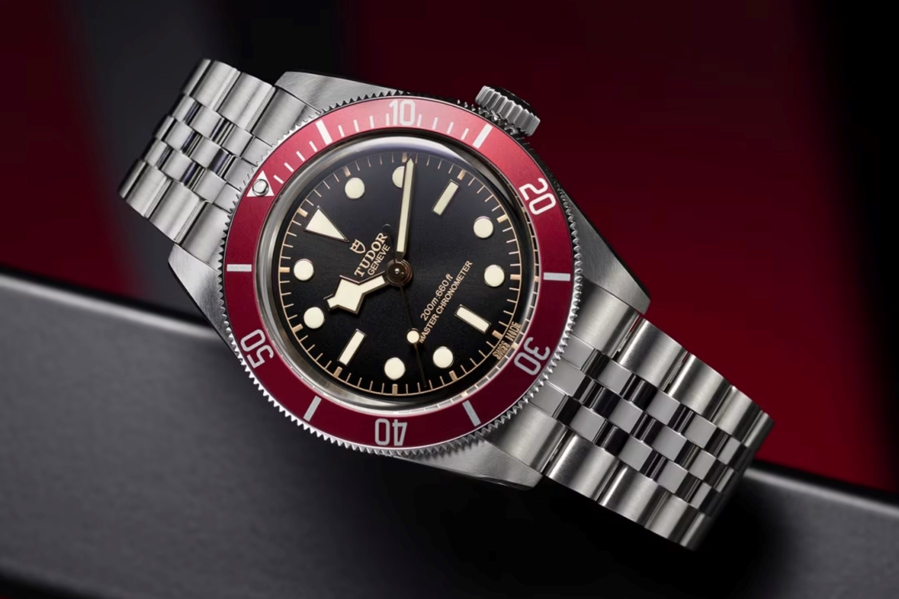 Rolex vam je nedostižan? Zato postoji Black Bay - jednako moćan, a dostupniji