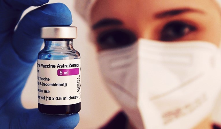 Puno zemalja zaustavilo je cijepljenje AstraZenecom. Je li to cjepivo stvarno opasno?