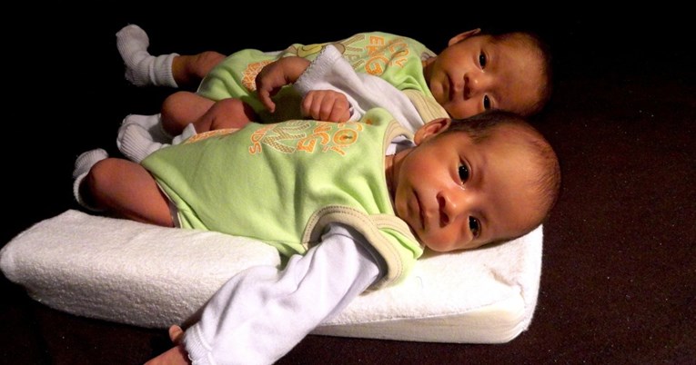 Žena zbog koronavirusa ležala u komi, kad se probudila, doznala da je rodila blizance