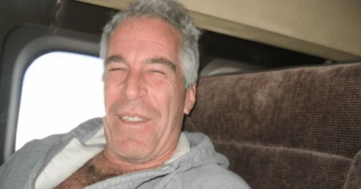 Izašli milijuni dokumenata iz Epsteinovih spisa. Princ Andrew na sve četiri nad ženom