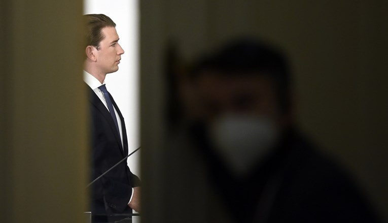 Političari u Austriji se cijepili preko reda, Kurz je bijesan