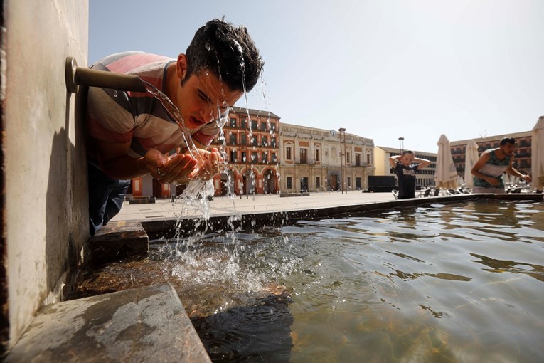 Pakao u Španjolskoj, u dijelovima zemlje izmjerene najviše temperature ikad