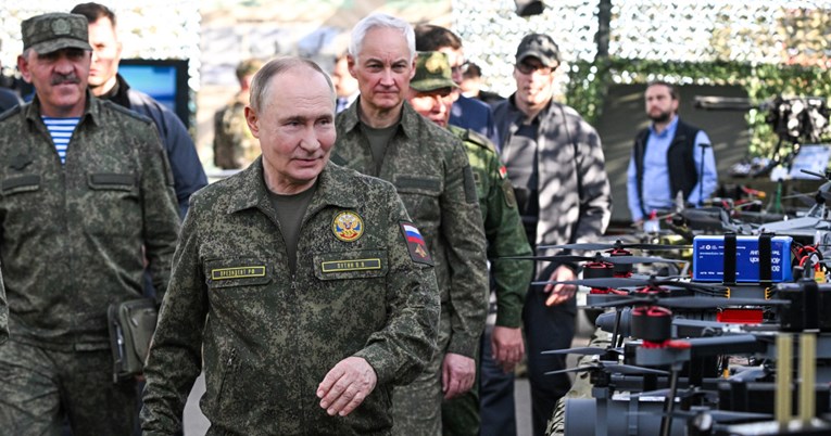 Ukrajinci: Zbog samoubilačkih juriša i strijeljanja dezertiralo više od 25.000 Rusa