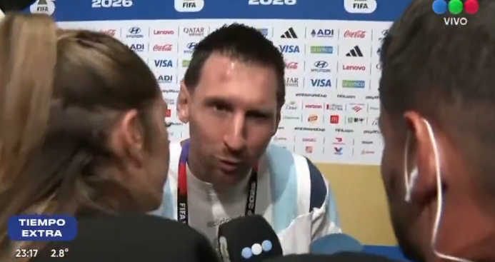 VIDEO Messi demantirao ljubavnu aferu i prišao novinarki: "Pitaju zašto te gledam"