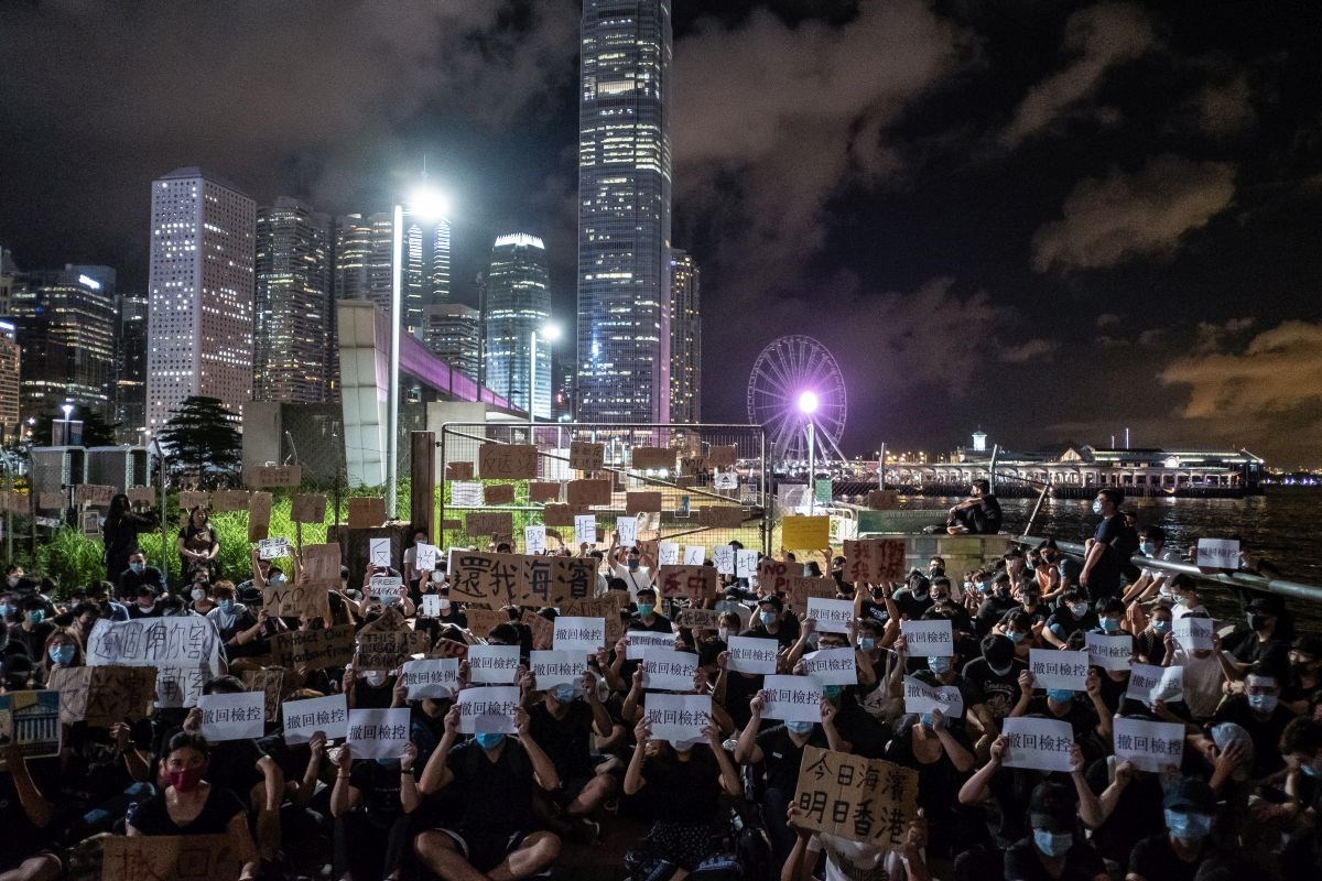 Hong Kong čeka novi masovni izlazak ljudi na ulice, situacija je napeta