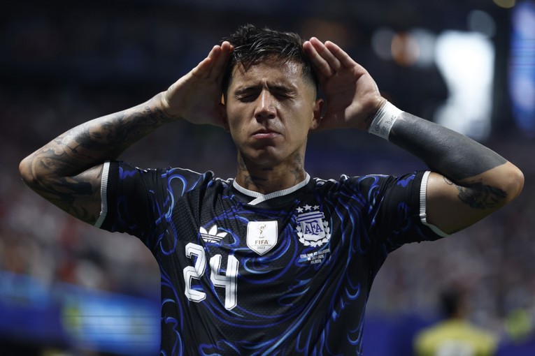 Argentinac provocirao Engleze objavom na Instagramu pa je brzo obrisao