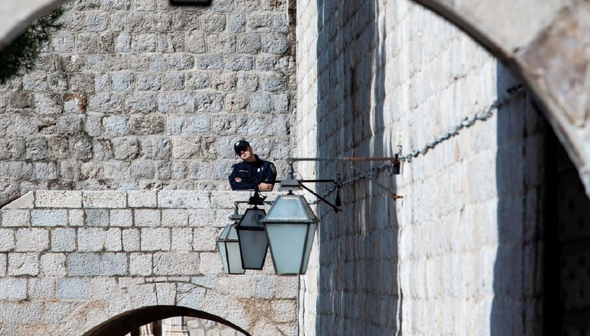 Srbin u Dubrovniku prijavio da mu je ukradeno 10.500 kuna. Nije ih ni imao