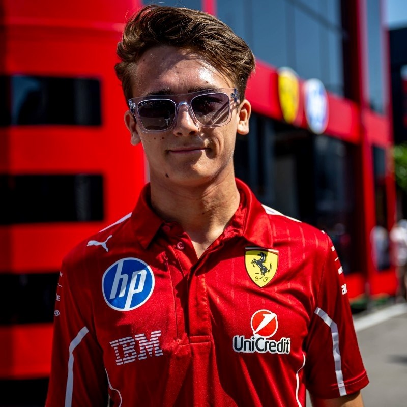 Vozač Formule porijeklom iz BiH mijenja Leclerca na treningu Ferrarija