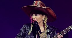 "Zašto sjediš?": Madonna na koncertu ismijavala fana u invalidskim kolicima