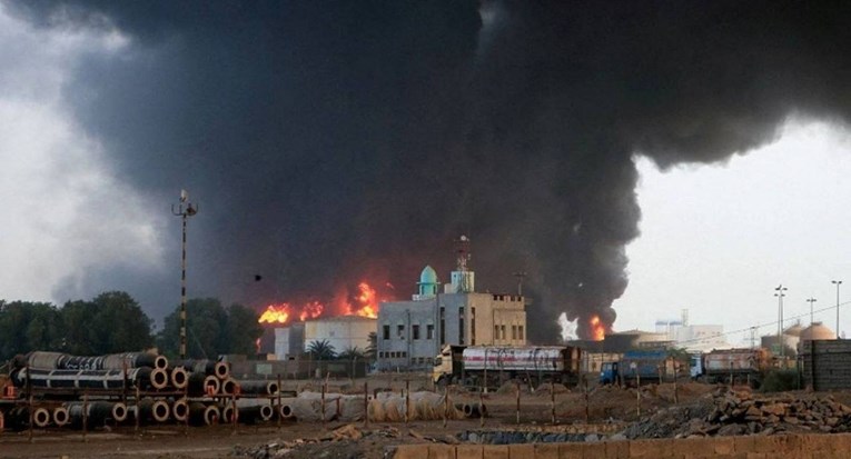 Izrael napao luku u Jemenu