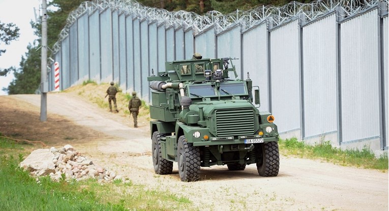 Poljska: Bjeloruski helikopteri su upali u naš zračni prostor. Obavijestili smo NATO