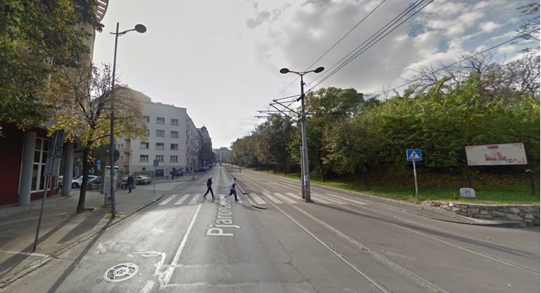 U Beogradu djevojčica na putu u školu pogođena iz zračne puške. Operirana je