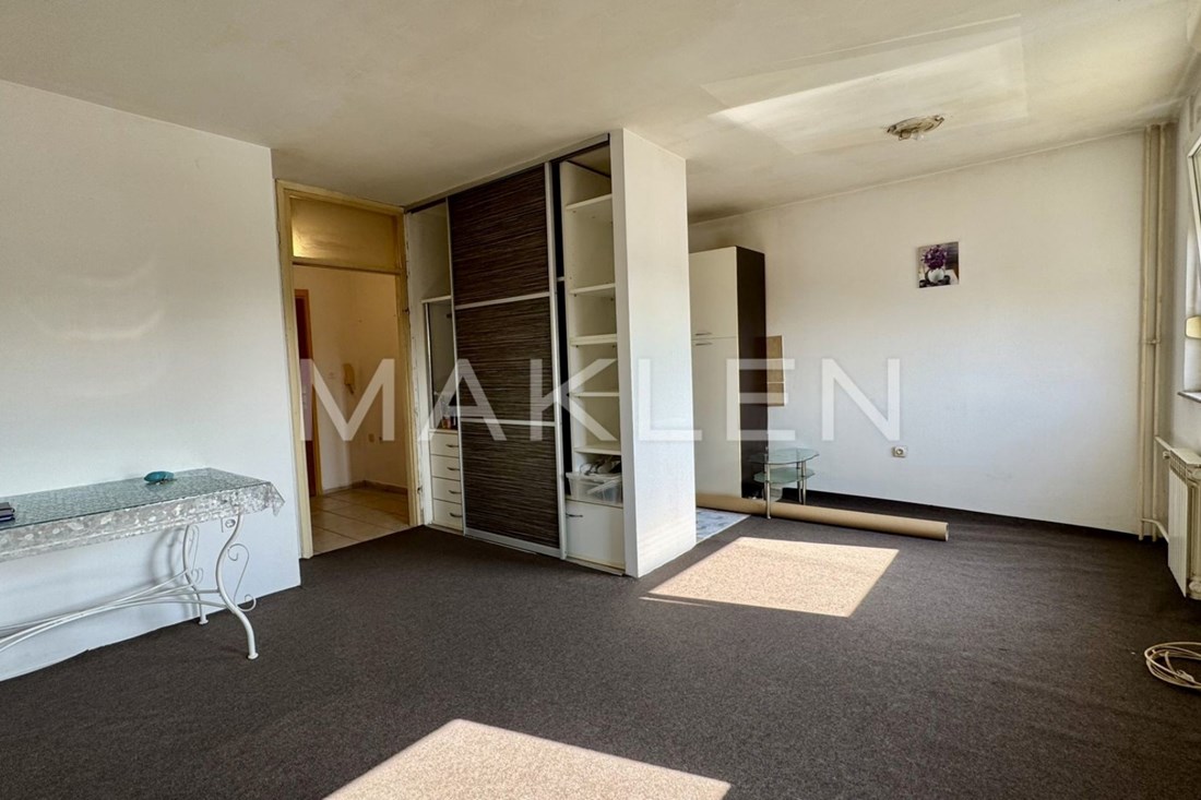 Zavirite u montažni objekt od 24 m2 koji privlači veliku pažnju