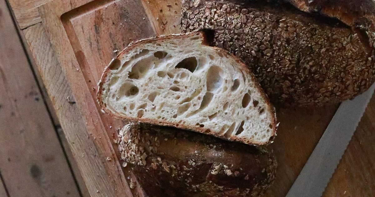 Kruh od kiselog tijesta smatra se superhranom. Ovo su razlozi zašto ga jesti