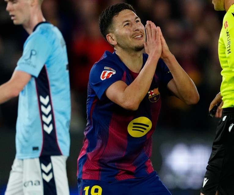 Barcelonin as teško ozlijedio koljeno na treningu i završio sezonu