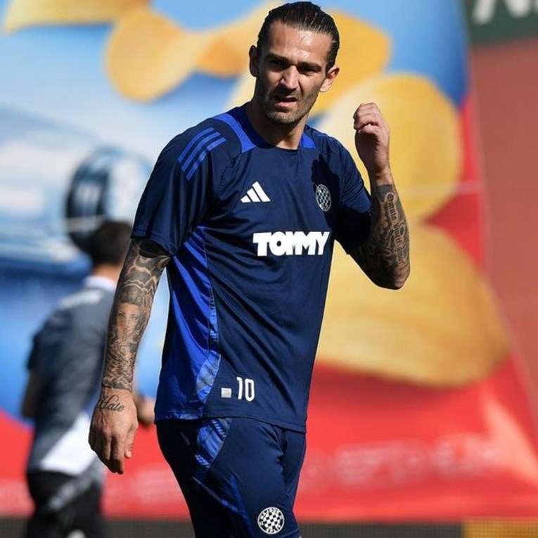 Livaja: Žuti karton? Ma, mlad sudac. Rekao sam mu da čekam Karačića, a on mi da žuti