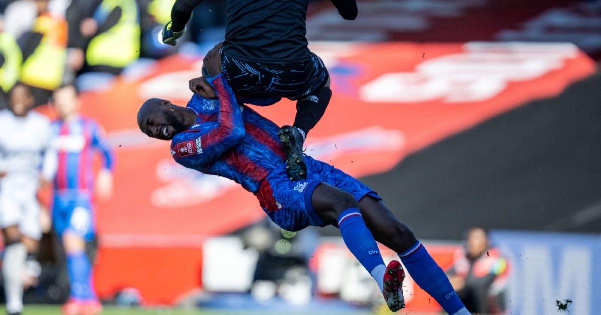 VIDEO Golman u Engleskoj nogom nokautirao suparnika. Udvostručena mu je suspenzija