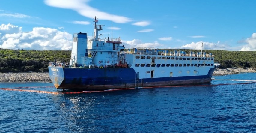 VIDEO Veliki brod u Istri nasukan 9 dana. Ministarstvo: Imamo plan za odsukavanje