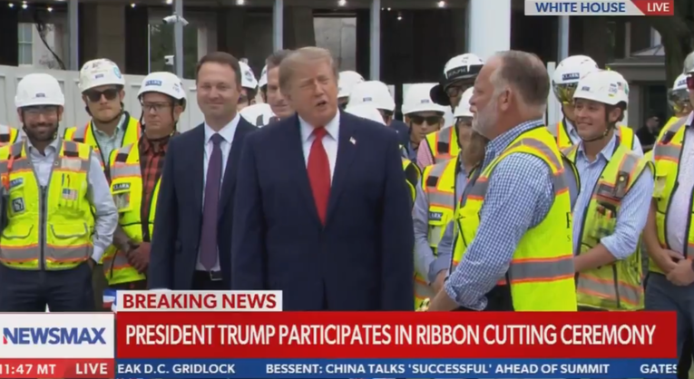VIDEO Trumpu se rat s medijima odmah obio o glavu, pogledajte