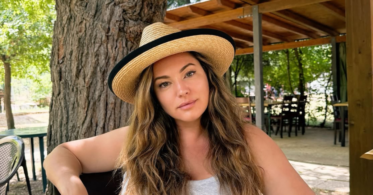 Kelly Brook (46): Stalno me napadaju na internetu jer nemam djece