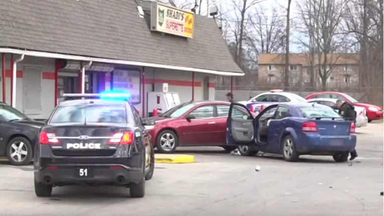 VIDEO 17-godišnjakinja bježala policiji, šokirali se kada su vidjeli koga vozi