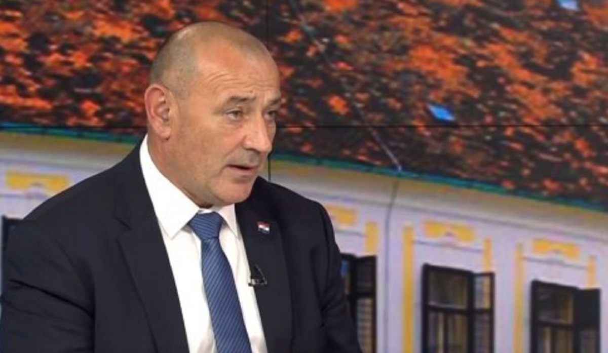 Medved odgovorio Škori te poručio da Pupovca očekuje u Kninu