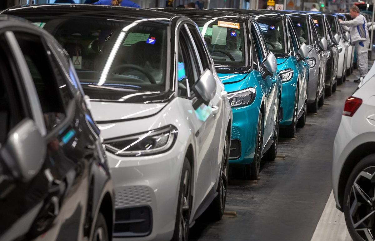 Europska unija do 2030. želi 30 milijuna električnih vozila na cestama