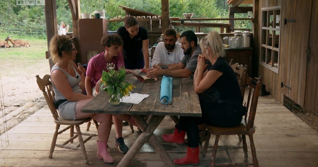 "Božja milost me napustila": Novi dan na Farmi donio veliku promjenu - dvije obitelji