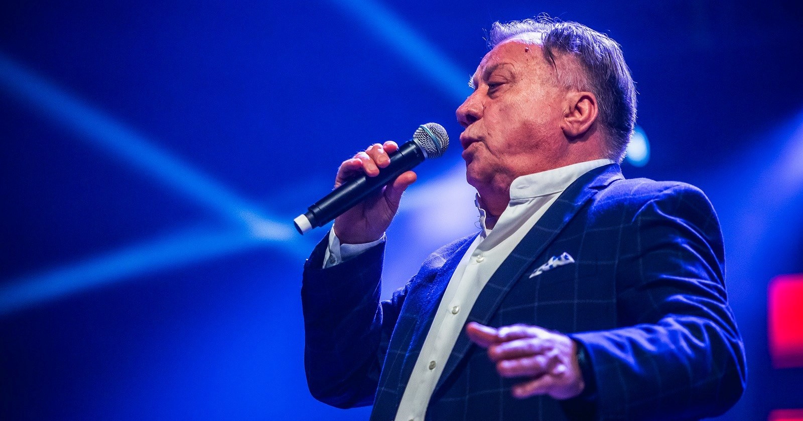 Menadžer otkrio zašto je Halid Bešlić hospitaliziran: "To će potrajati"
