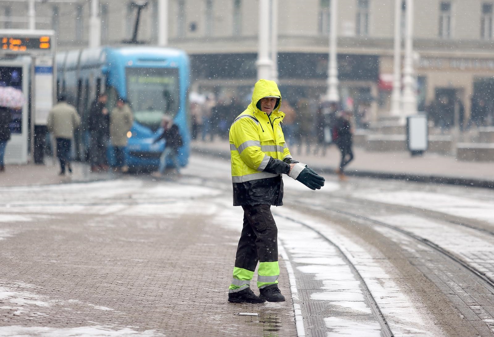 Gradske firme traže dosta radnika. Ovo su plaće