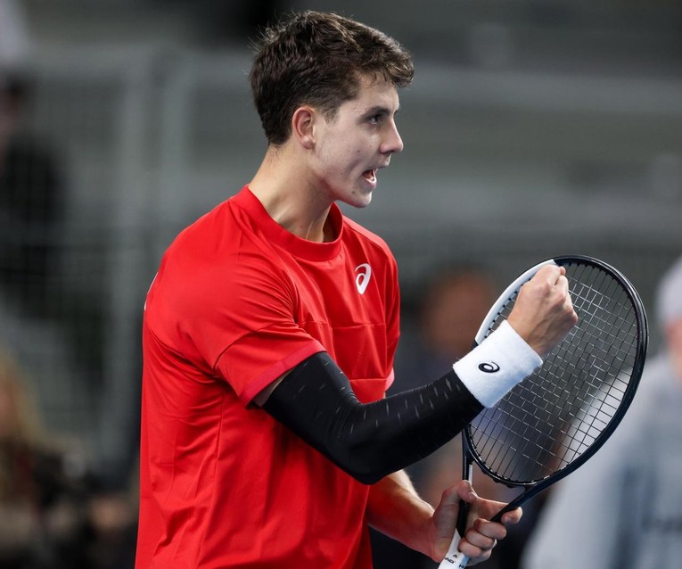 Hrvat igra tenis života. Pobijedio je osmi meč zaredom i došao do renkinga karijere