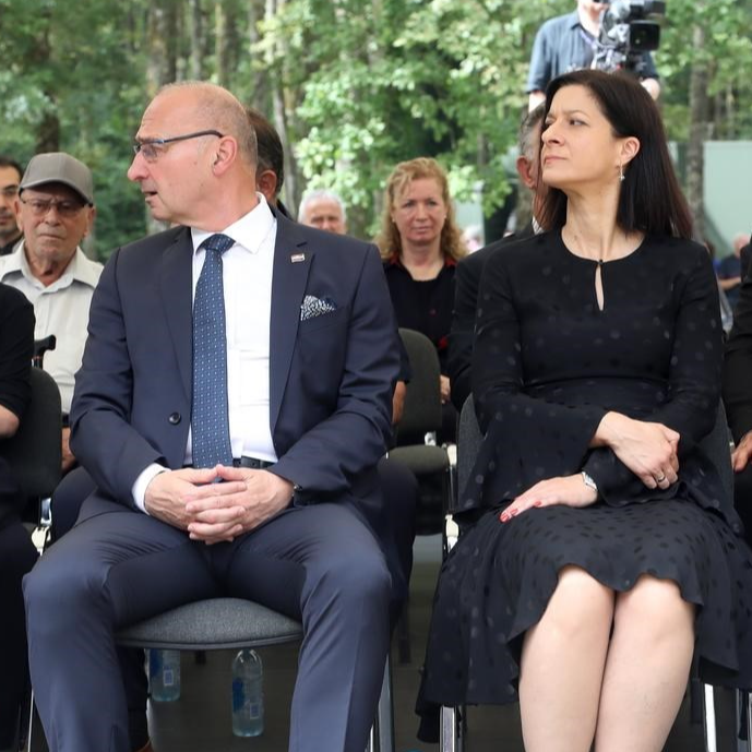 Plenkovićev ministar u Brezovici nahvalio partizane Tuđmana i Bobetka