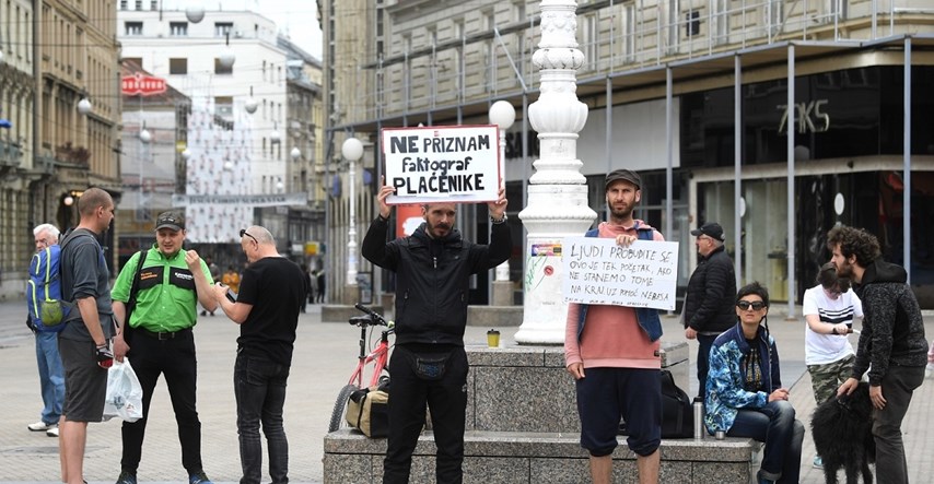 Nekoliko građana na Trgu bana Jelačića prosvjedovalo protiv 5G mreže i cijepljenja