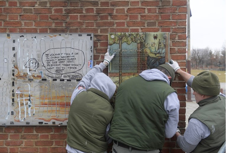 Trump naredio uklanjanje izložbe o ropstvu. Sud: Mora je vratiti do kraja tjedna