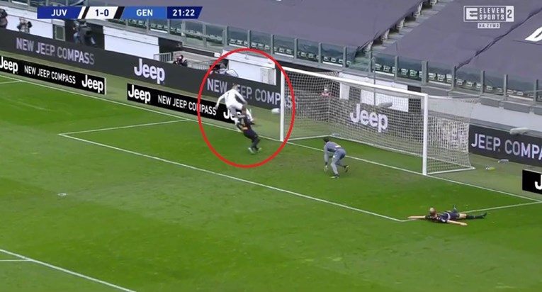 Ronaldov najveći promašaj otkako je u Juventusu. S dva metra loptu zakucao u stativu