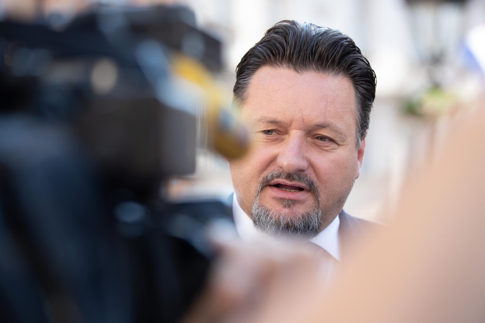 HDZ večeras odlučuje o Kuščeviću